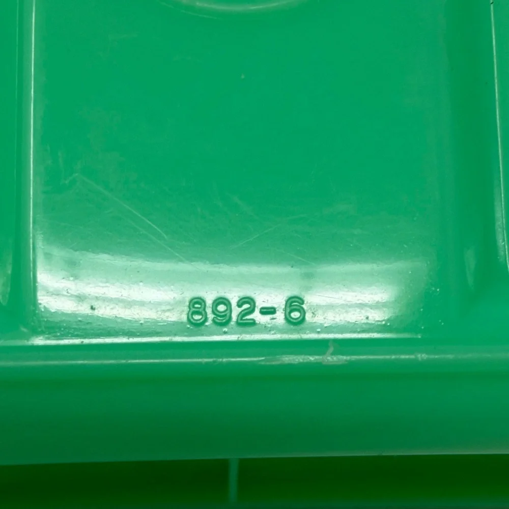 Vintage Tupperware Easy Crisp Celery Keeper in Jadeite Green